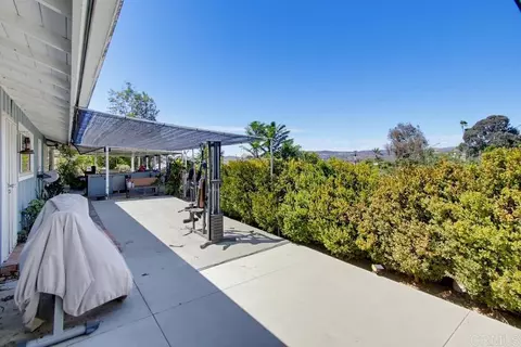 Exterior - 12435 Rockcrest Rd, Lakeside, CA 92040 photo 6 of 12