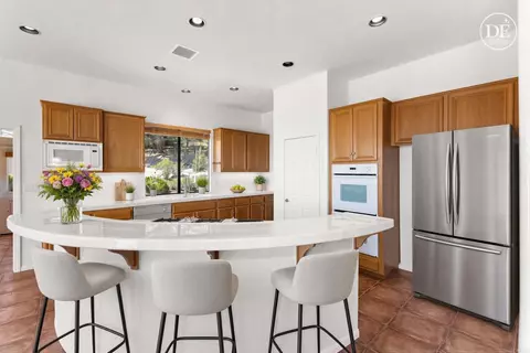 Kitchen - 3506 Lancewood Way, Fallbrook, CA 92028 photo 3 of 4