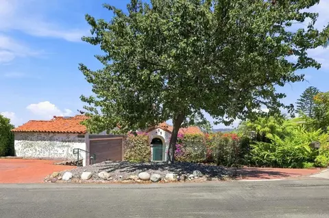Exterior - 7631 Hillside Dr, La Jolla, CA 92037 photo 10 of 10