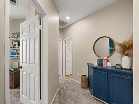 Entry Way - 625 Sumner Way #4, Oceanside, CA 92058 photo 5 of 5