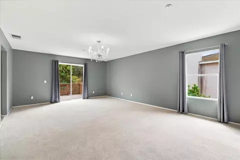 Living - 5014 Lake Circle Rd, Fallbrook, CA 92028 photo 6 of 6