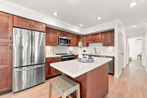 Kitchen - 1721 Pleasantdale Dr, Encinitas, CA 92024 photo 2 of 4