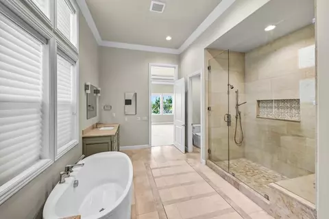 Bath - 2571 Glasgow Dr, Carlsbad, CA 92010 photo 6 of 7