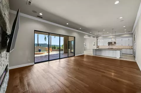 Living - 2571 Glasgow Dr, Carlsbad, CA 92010 photo 4 of 5