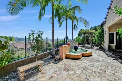 Exterior - 2571 Glasgow Dr, Carlsbad, CA 92010 photo 3 of 20