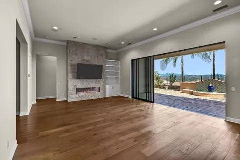 Living - 2571 Glasgow Dr, Carlsbad, CA 92010 photo 2 of 5