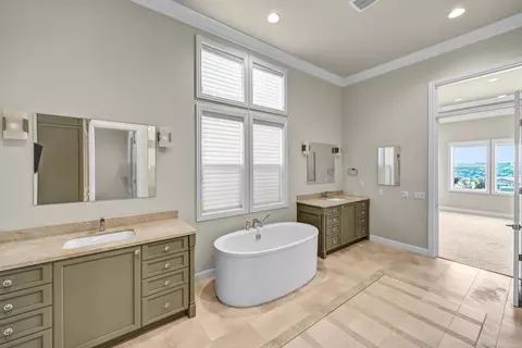 Bath - 2571 Glasgow Dr, Carlsbad, CA 92010 photo 7 of 7