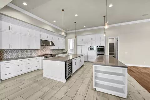Kitchen - 2571 Glasgow Dr, Carlsbad, CA 92010 photo 7 of 7