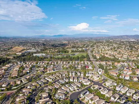 View/Area - 1300 Enchante Way, Oceanside, CA 92056 photo 6 of 10