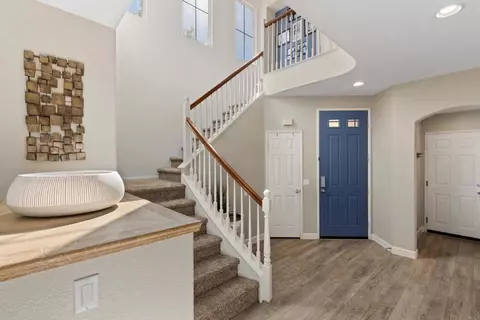 Entry Way - 1300 Enchante Way, Oceanside, CA 92056 photo 4 of 6