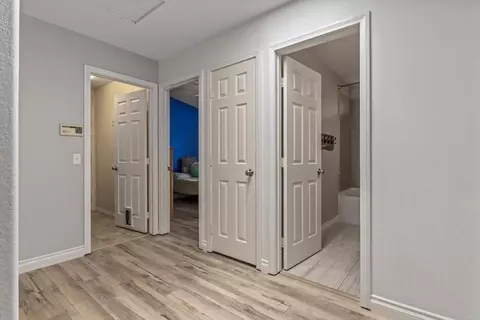 Entry Way - 157 S Mercedes Rd, Fallbrook, CA 92028 photo 2 of 2
