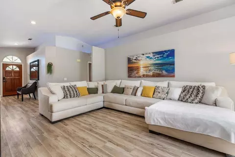 Living - 157 S Mercedes Rd, Fallbrook, CA 92028 photo 1 of 2