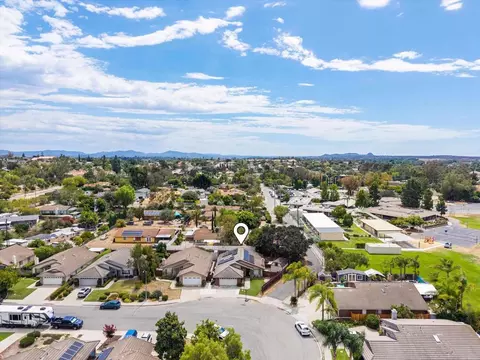 View/Area - 157 S Mercedes Rd, Fallbrook, CA 92028 photo 2 of 5