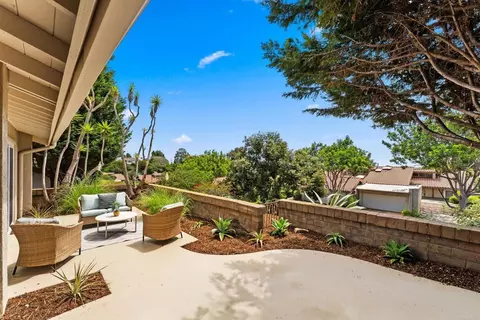 Exterior - 2237 Via Pedrera, La Jolla, CA 92037 photo 3 of 8