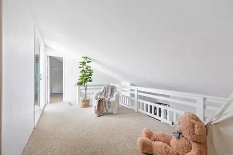 Entry Way - 318 Juniper Ave #10, Carlsbad, CA 92008 photo 1 of 2