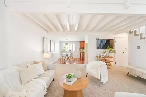Living - 318 Juniper Ave #10, Carlsbad, CA 92008 photo 5 of 5