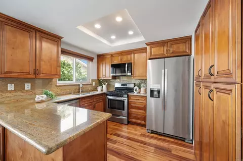Kitchen - 318 Juniper Ave #10, Carlsbad, CA 92008 photo 1 of 3