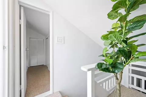 Entry Way - 318 Juniper Ave #10, Carlsbad, CA 92008 photo 2 of 2