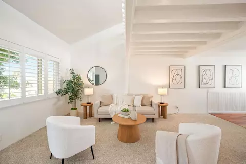 Living - 318 Juniper Ave #10, Carlsbad, CA 92008 photo 3 of 5
