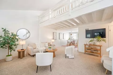 Living - 318 Juniper Ave #10, Carlsbad, CA 92008 photo 1 of 5