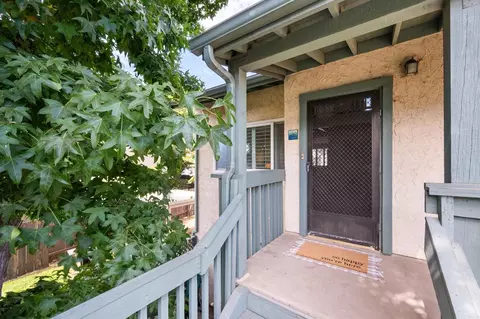 Exterior - 318 Juniper Ave #10, Carlsbad, CA 92008 photo 1 of 5