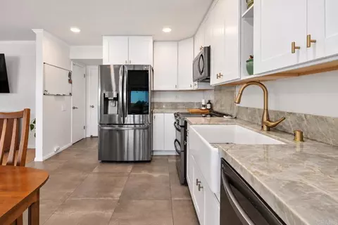 Kitchen - 5470 Baltimore #21, La Mesa, CA 91942 photo 2 of 2