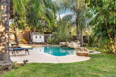 Exterior - 223 Shetland Way, Fallbrook, CA 92028 photo 19 of 22