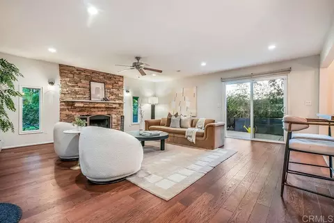 Living - 223 Shetland Way, Fallbrook, CA 92028 photo 5 of 7