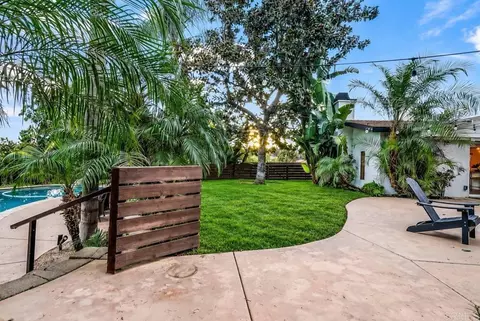 Exterior - 223 Shetland Way, Fallbrook, CA 92028 photo 6 of 22