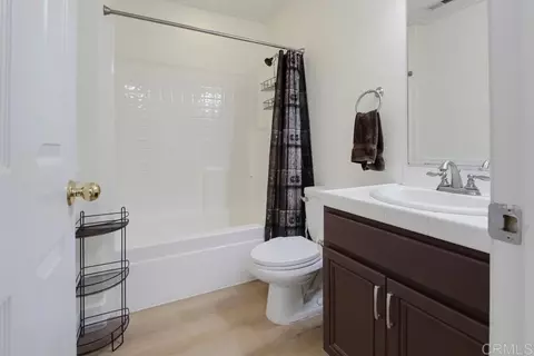 Bath - 3350 Avocado Vista Ln, Fallbrook, CA 92028 photo 1 of 5