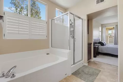 Bath - 3350 Avocado Vista Ln, Fallbrook, CA 92028 photo 4 of 5