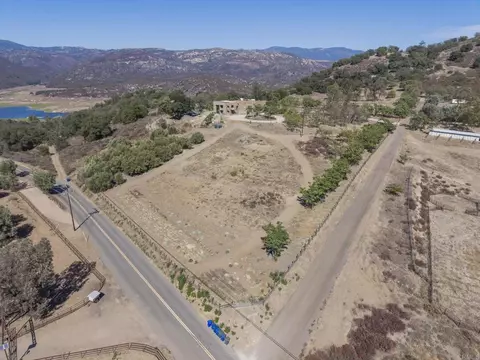 View/Area - 21179 Sutherland Dam Rd, Ramona, CA 92065 photo 4 of 5