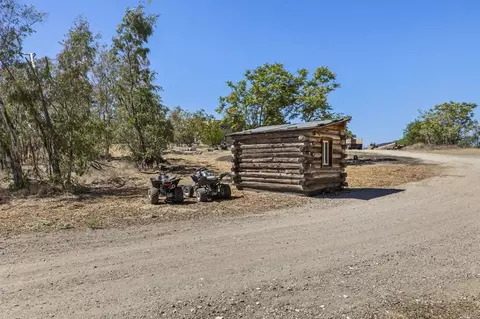 Exterior - 21179 Sutherland Dam Rd, Ramona, CA 92065 photo 13 of 21