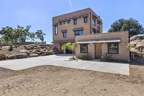 Exterior - 21179 Sutherland Dam Rd, Ramona, CA 92065 photo 8 of 21