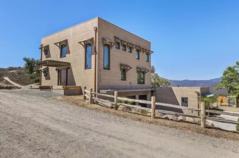 Exterior - 21179 Sutherland Dam Rd, Ramona, CA 92065 photo 5 of 21