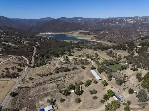 View/Area - 21179 Sutherland Dam Rd, Ramona, CA 92065 photo 3 of 5