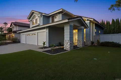 Exterior - 1712 Downs St, Oceanside, CA 92054 photo 2 of 8