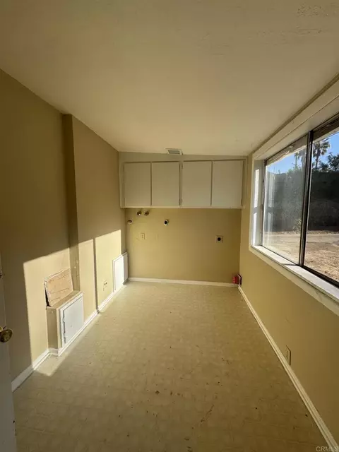Other - 726 Valley Dr, Vista, CA 92084 photo 4 of 4