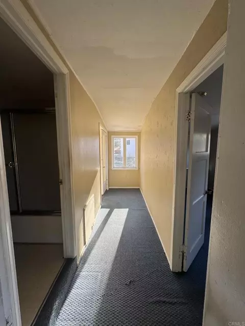 Entry Way - 726 Valley Dr, Vista, CA 92084 photo 1 of 1