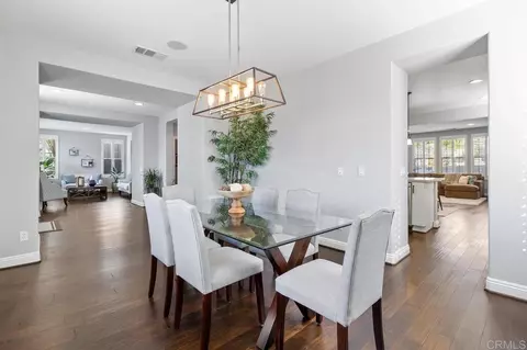 Dining - 6318 Huntington Dr, Carlsbad, CA 92009 photo 2 of 3