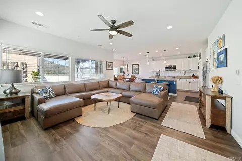 Living - 35534 Asturian Way, Fallbrook, CA 92028 photo 1 of 2