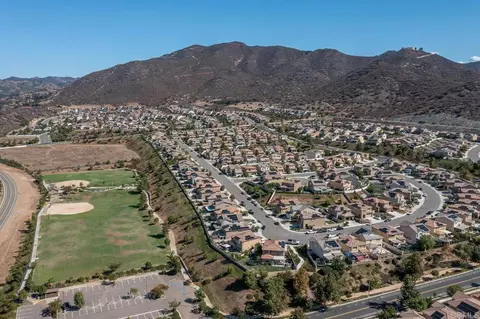 View/Area - 35534 Asturian Way, Fallbrook, CA 92028 photo 13 of 16
