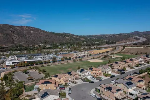 View/Area - 35534 Asturian Way, Fallbrook, CA 92028 photo 5 of 16