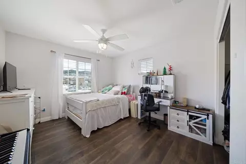 Bedroom - 35534 Asturian Way, Fallbrook, CA 92028 photo 1 of 4