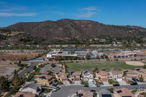 View/Area - 35534 Asturian Way, Fallbrook, CA 92028 photo 6 of 16
