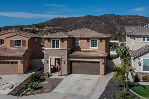 Exterior - 35534 Asturian Way, Fallbrook, CA 92028 photo 10 of 11