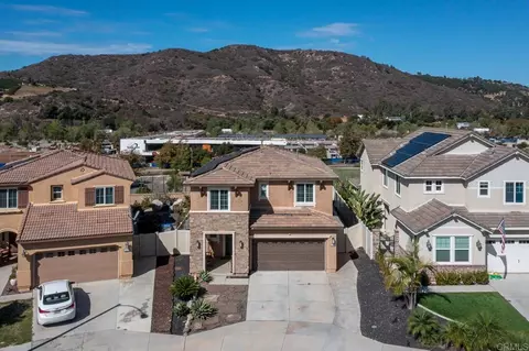 View/Area - 35534 Asturian Way, Fallbrook, CA 92028 photo 7 of 16