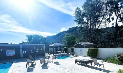 Exterior - 4115 Cyprus Island Ct, Fallbrook, CA 92028 photo 6 of 9