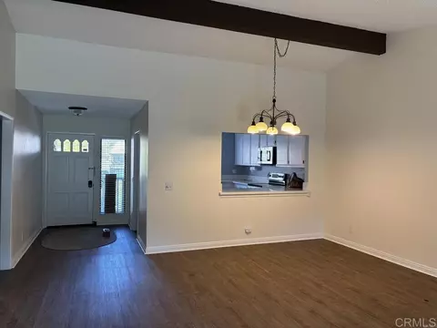 Living - 4115 Cyprus Island Ct, Fallbrook, CA 92028 photo 3 of 4