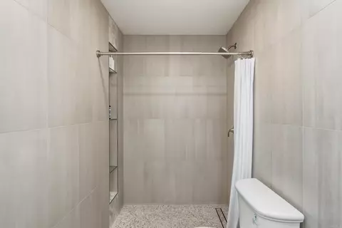 Bath - 400 N Pacific St #107, Oceanside, CA 92054 photo 3 of 4
